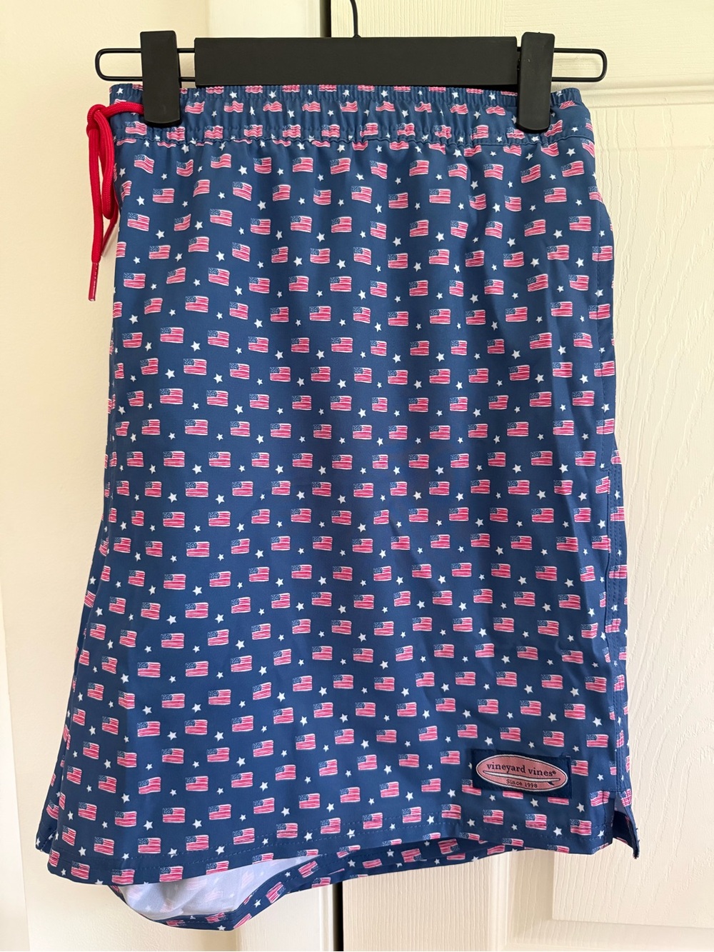 NWT Vineyard Vines 5” Chappy Trunks XXL American Flag Stars Swim Shorts